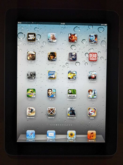 Планшет Apple iPad A1219 32GB Wi-Fi + кабель зарядки