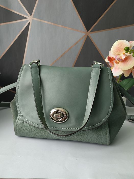 Шкіряна жіноча сумочка coach