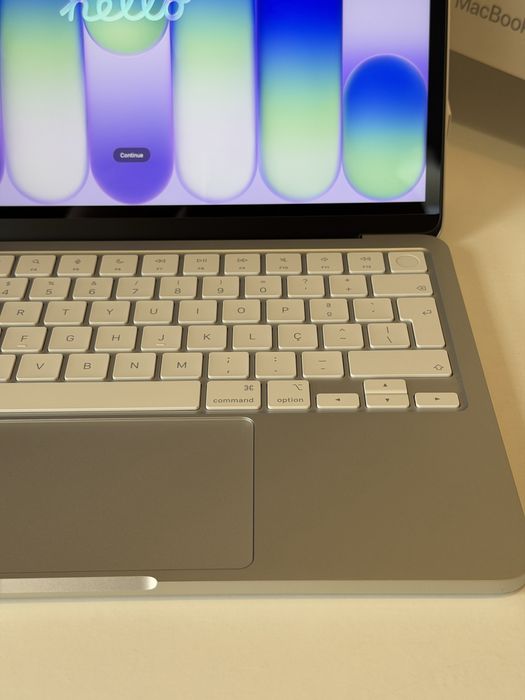 Apple MacBook Neo 512GB (Silver) | Garantia até Maio | Na Caixa completo (Como novo)