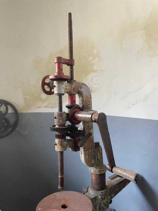 Engenho Antigo para Decoração