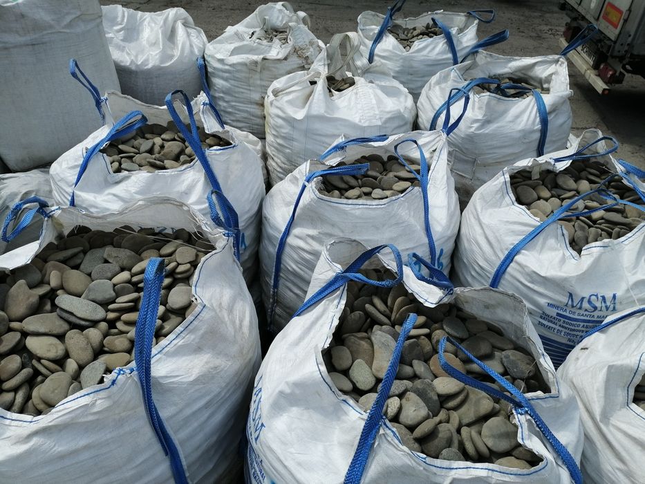 Галька річкова плоска, галька речная для озера, ландшафтного дизайна