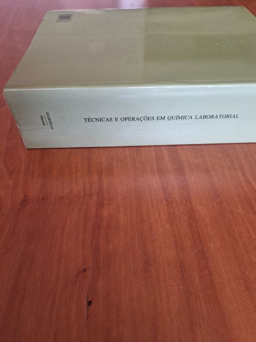 "Laboratory Chemistry Techniques and Unit Operations", A. Pombeiro64550588480387121