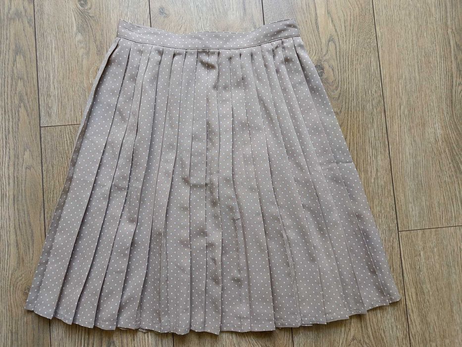 Plisowana spódnica, rozmiar 36