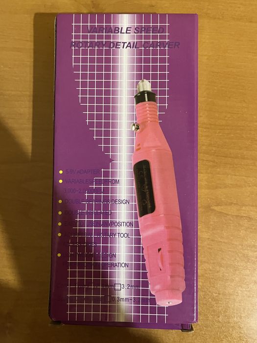 Różowa frezarka do paznokci