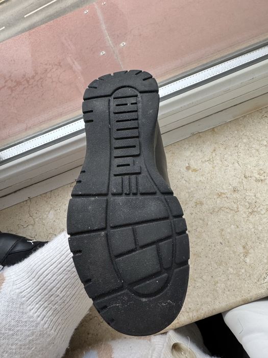 Продаю зимові чоботи Puma