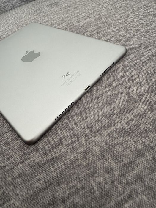 iPad Pro 9.7 256gb Wi-Fi LTE(4g,Sim) Gray (12)