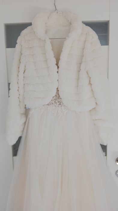 Suknia ślubna ivory