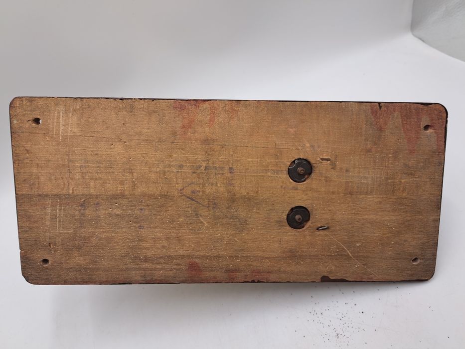 Młynek do kawy ścienny ceramiczny drewniany