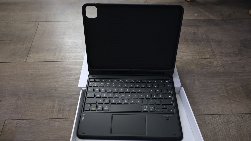 ETUI INATECK iPad z klawiaturę 11"