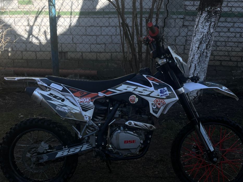 Продам мотоцикл bse s1 ендуро крос пітбайк