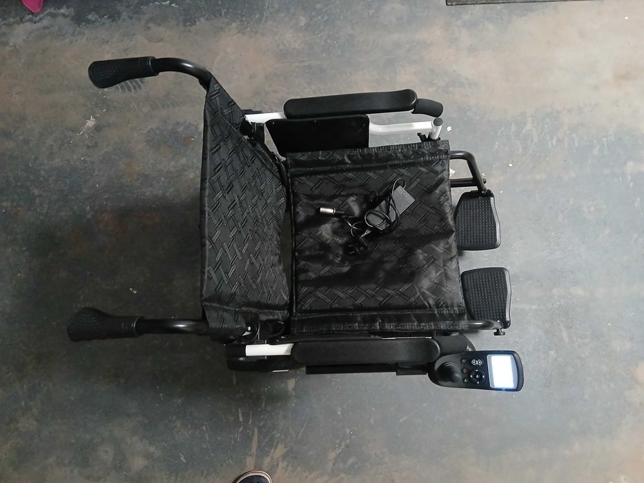 wózek inwalidzki elektryczny Wheelie Electric  bluetooth