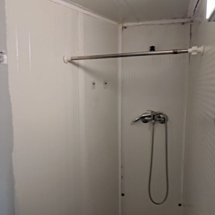 Casa  Pequena T0 em Condomínio.