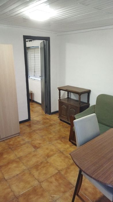 Apartamento T1 mobilado