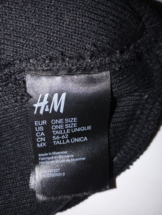 Czarna czapka H&M