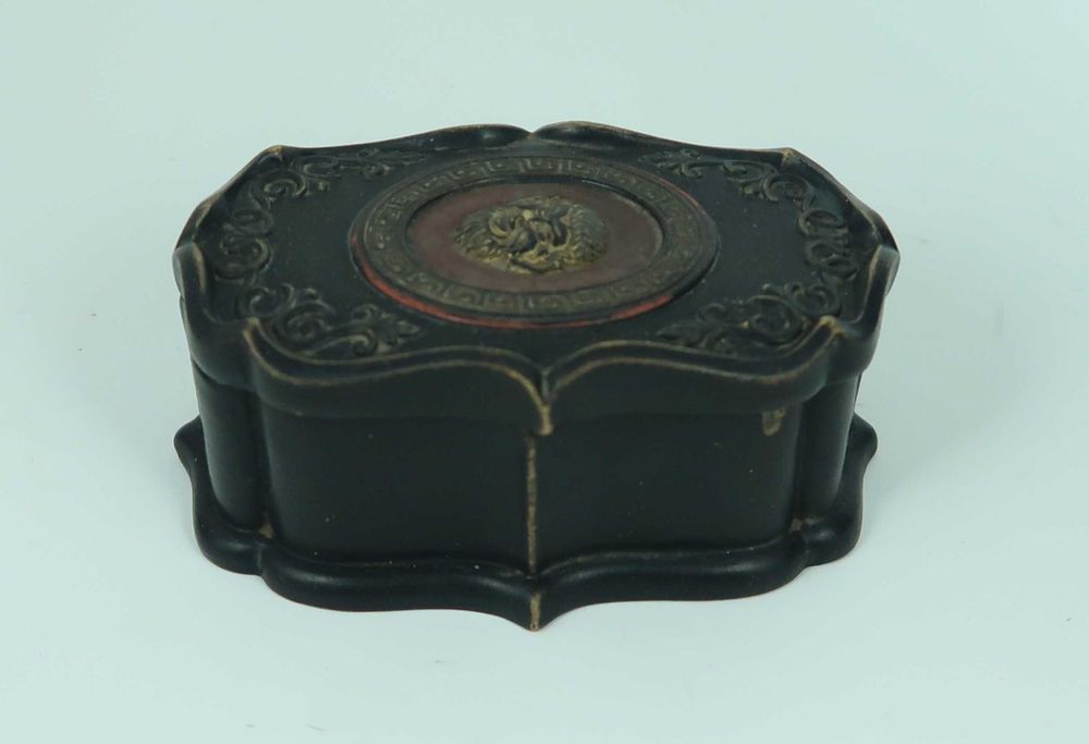 Caixa fosforeira terracota WS&S - Wilhelm Schiller and Sohn 1900s