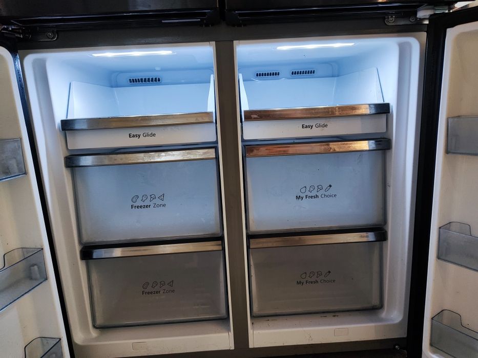 Холодильник Side By Side Hisense RQ760N4AFF No Frost