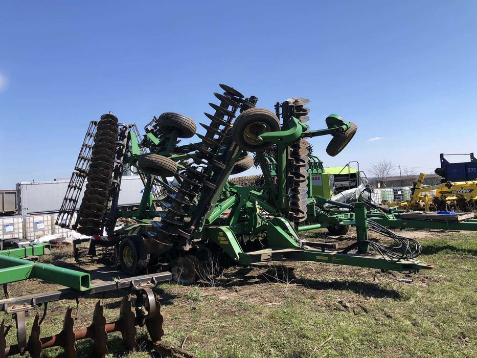 Дискова борона John Deere 2633 (8,9 метрів)