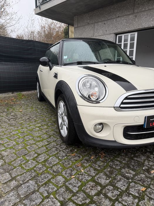 Mini cooper D 1.6 201364846415626371122