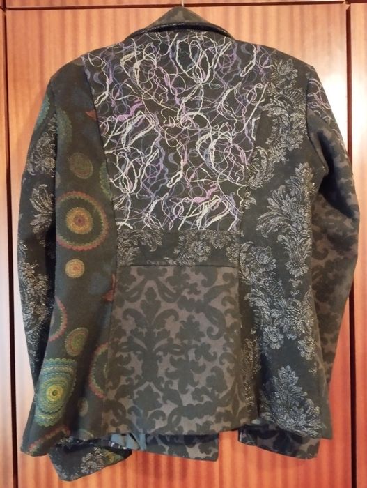 Casaco inspiração Desigual