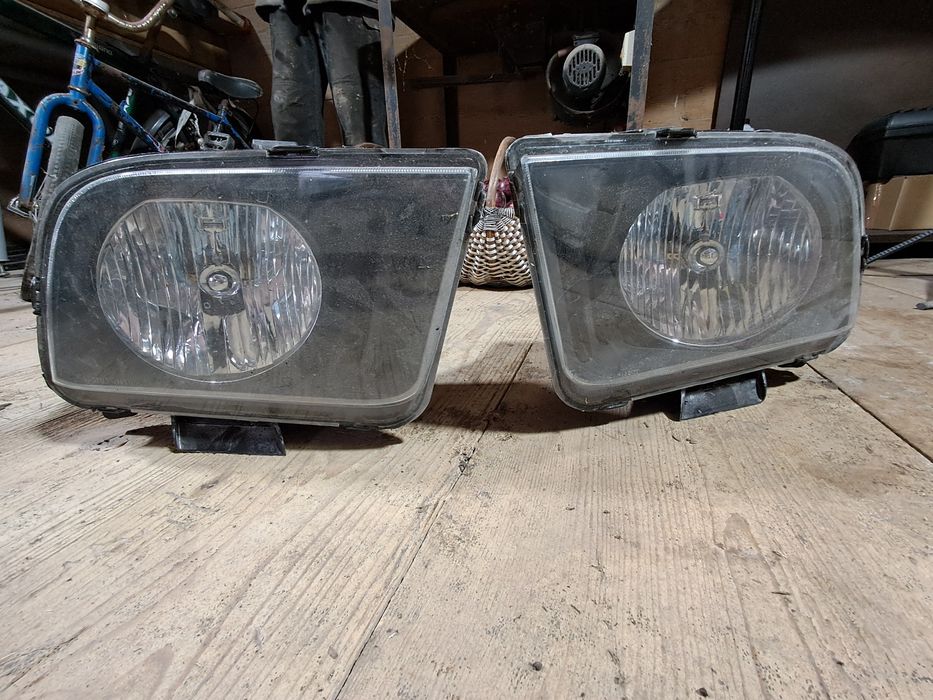 Lampy Reflektory Mustang 05-09