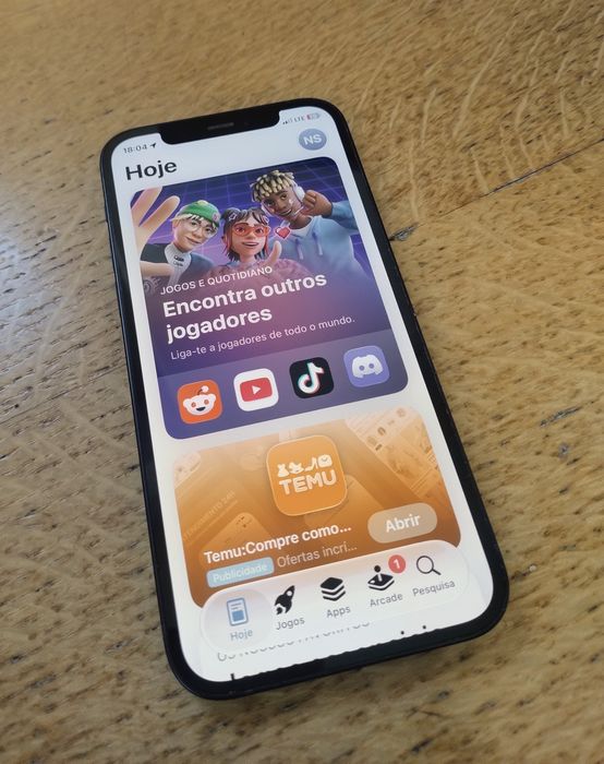 • iPhone 12 + 3 Capas Super Protetoras + 3 Películas de Privacidade (Bateria Nova iServices)
