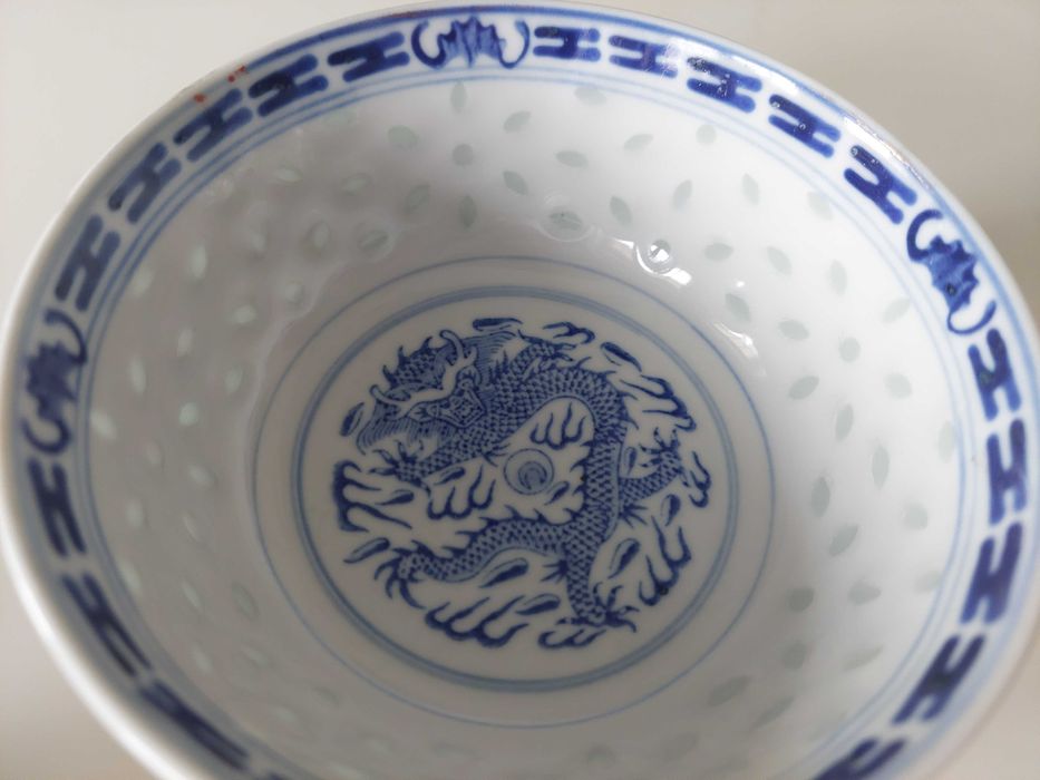 Conjunto de 2 Taças Orientais em Porcelana