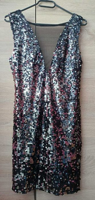 Cekinowa sukienka r. M