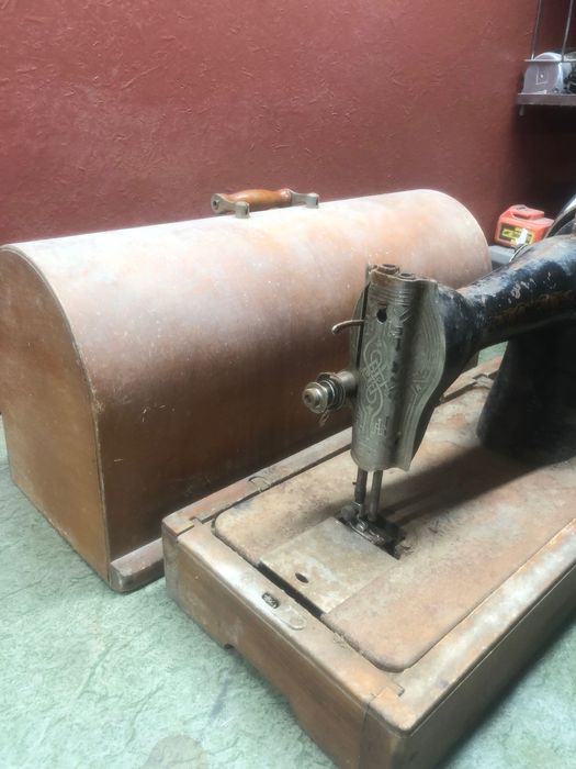 Швейна машинка на донора