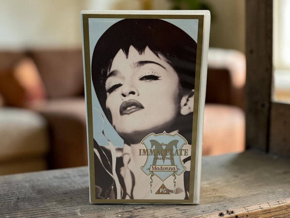 Madonna The Immaculate Collection VHS, Muzyczny 1990