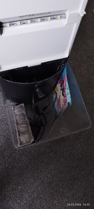 Kompletne akwarium tworzywowe 200x200x220mm