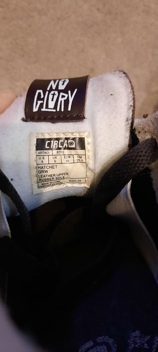 Кросівки, кеди шкіряні