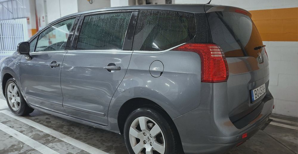 Peugeot 5008 1.6 Gasolina 2011 – Full Extras