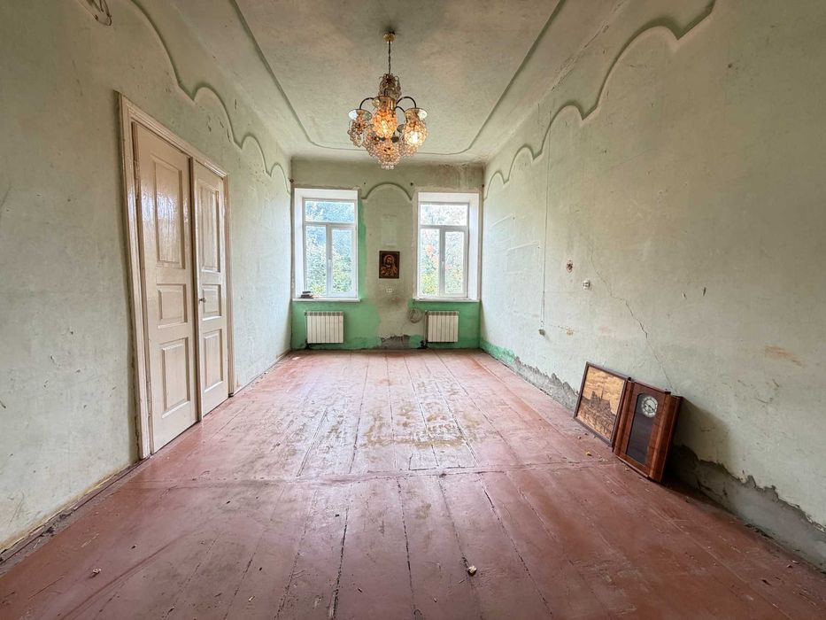 Продаж квартири — майдан Ринок, м. Стрий
