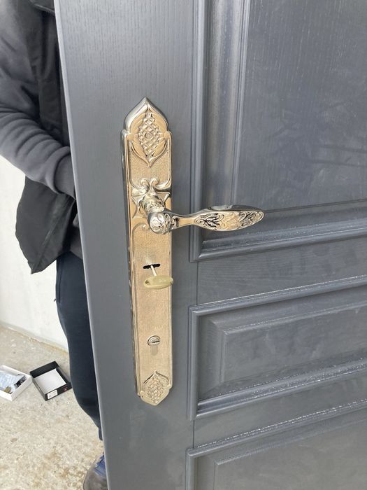 Великі Латунні Дверні Ручки, Нові, На Вхідні і Міжкімнатні Дверні