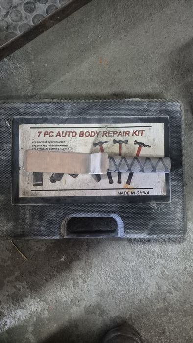 Martelos e tais - Reparação chapa automóvel