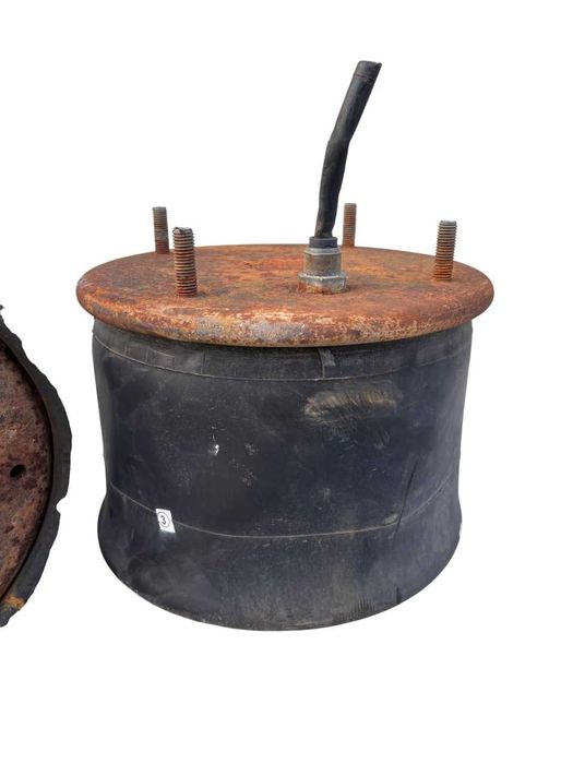 Пневмо подушка від причепа