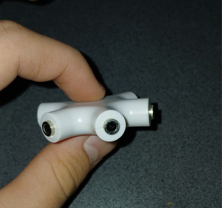 Перехідник Splitter Pro - розгалужувач для навушників зірка