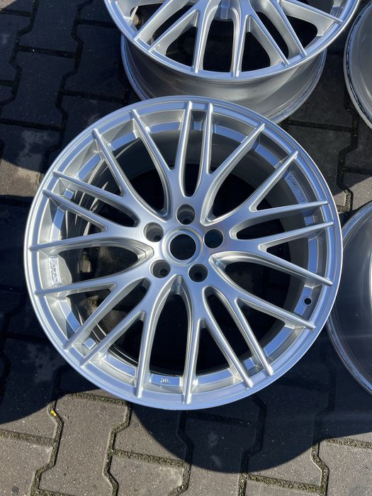 5/112 R19 Диски Porsche Macan / BMW G30 , G14