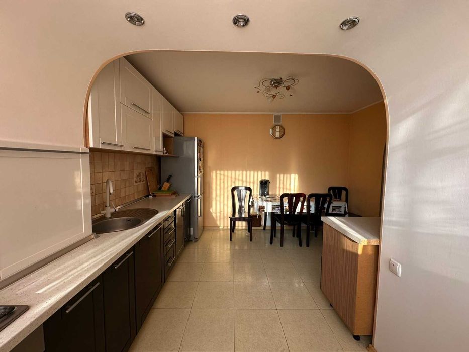 Продам 2 комнатную квартиру в Фонтанке-3