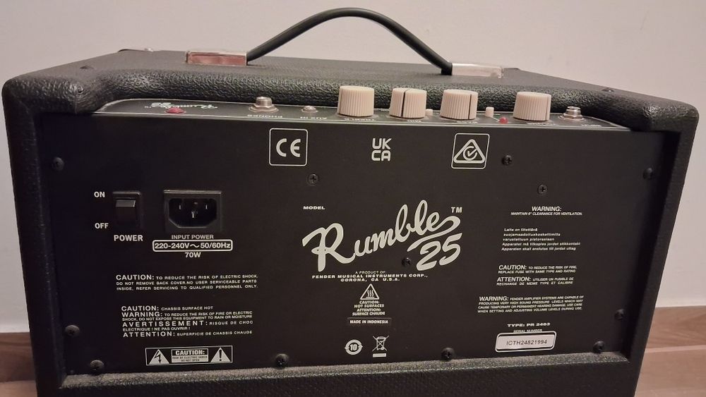 Combo basowe Fender rumble 25