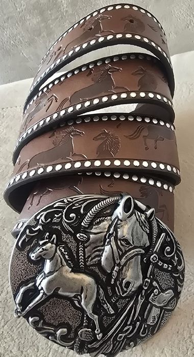 Pasek skórzany jeździecki myśliwski brązowy Mustang KOŃ Arabski 120cm.