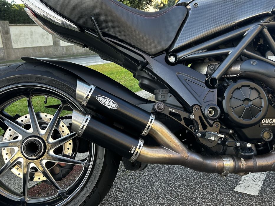 Ducati Diavel Carbon 1200