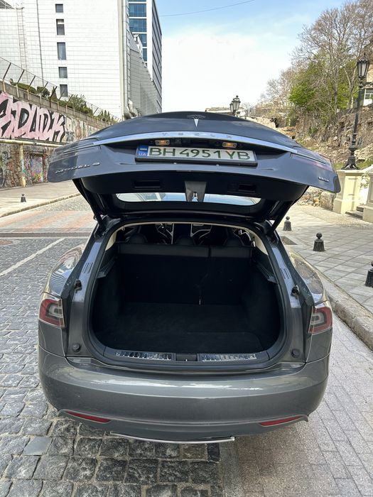 Tesla model S 2013 85