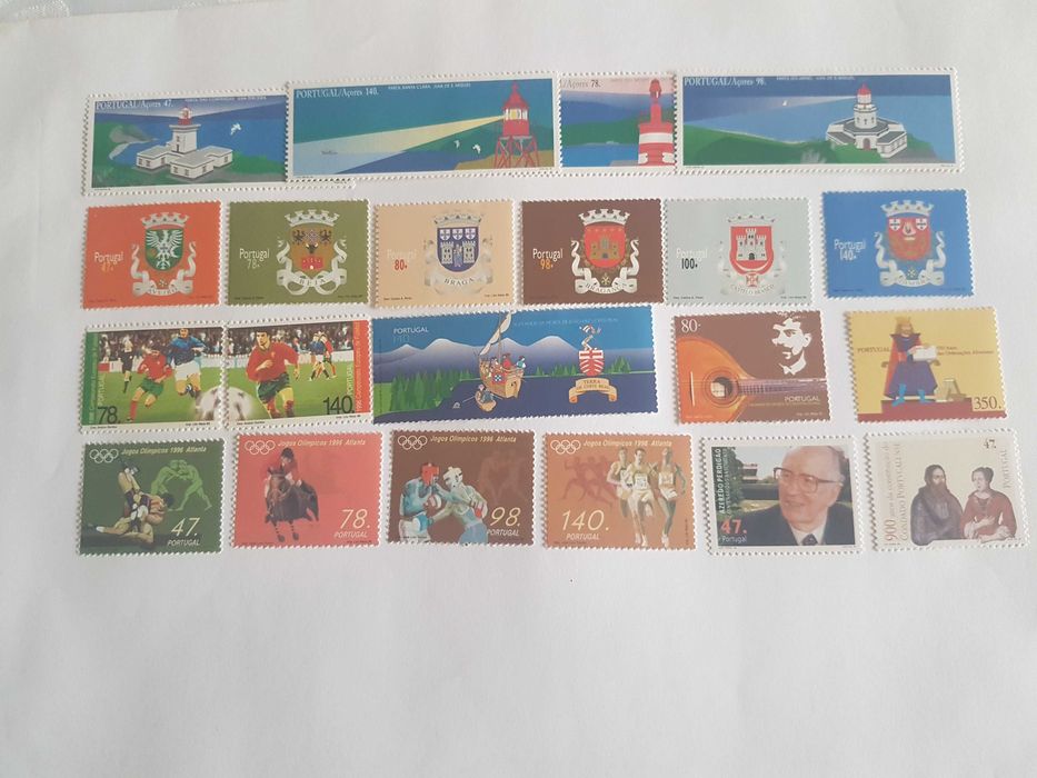 Selos em Escudos Não Utilizados Vários Temas e Completos