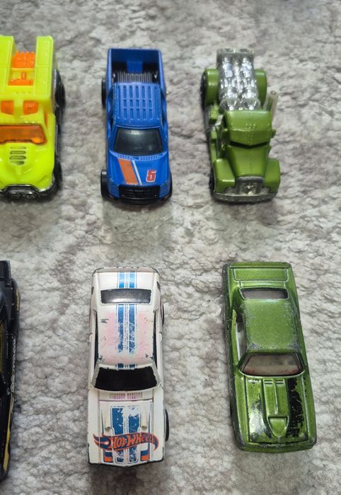 Машинки ХотВилс hot wheels