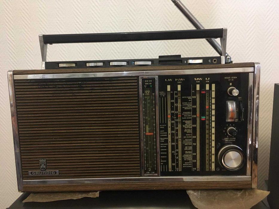 Grundig Satellit 210 Transistor 6001.