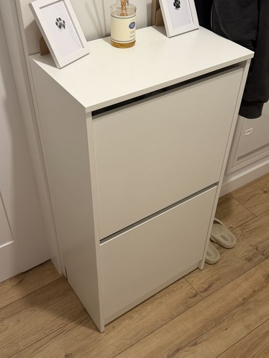 Szafka na buty IKEA BISSA – biała, stan idealny