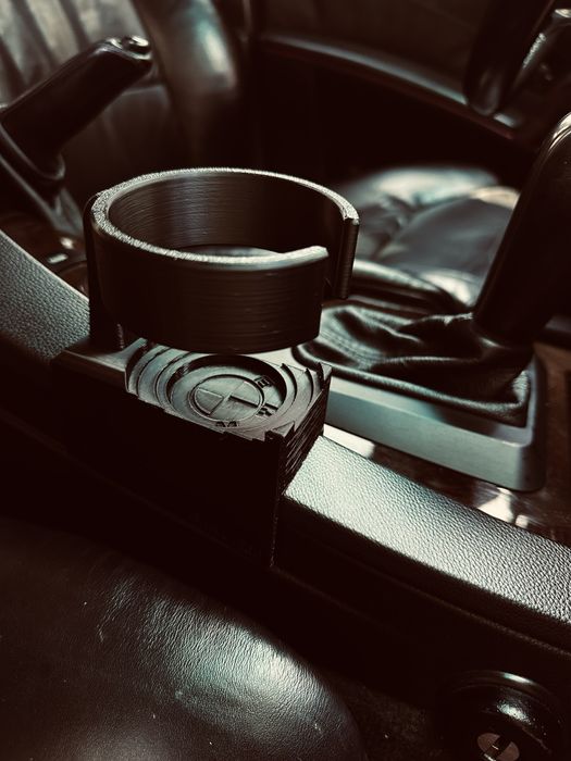 Підстаканник BMW E46-Е34-Е60-Е90