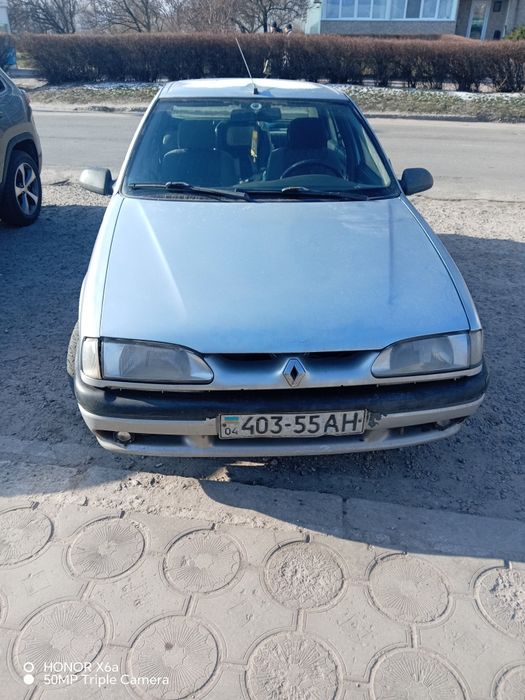 Продам рено 19 в хорошем состоянии все вопросы в смс или вайбер 06******24 возможен обмен