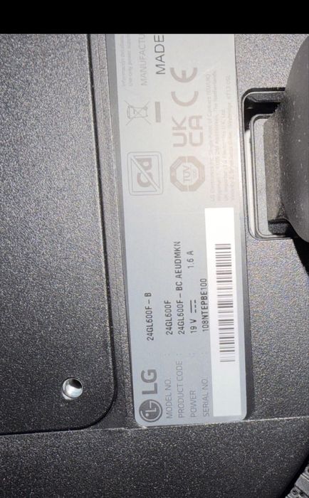 Torre e ecra para venda